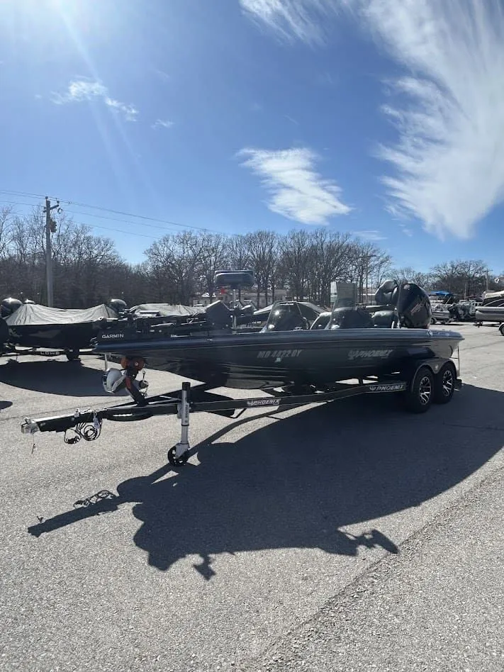 Slide: The Image of Phoenix Bass Boat 20XE 2024 - 20
