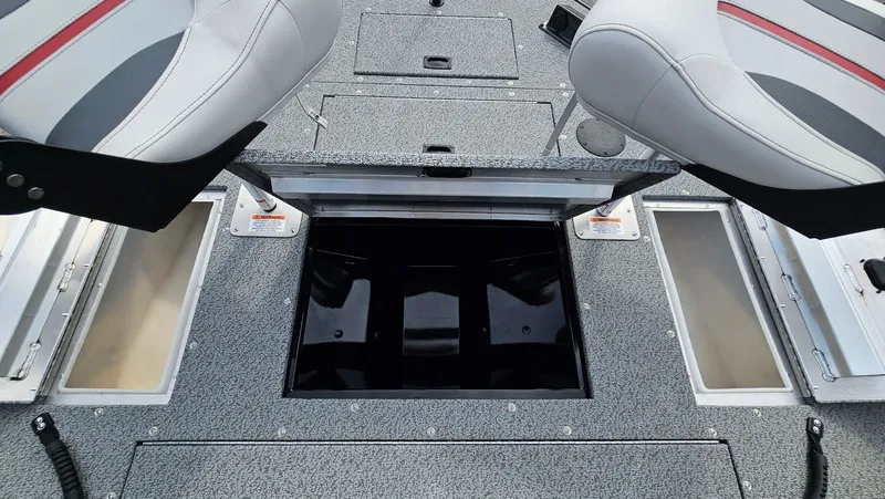 Slide: The Image of Lowe Sport Deck 224 2026 - 26