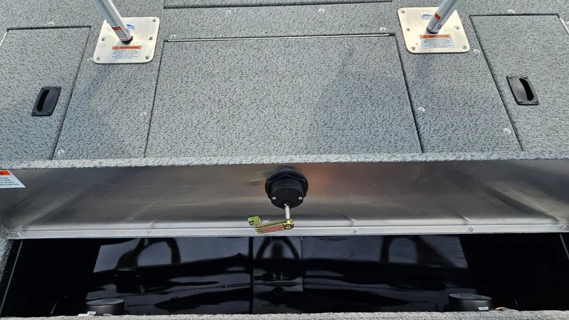 Slide: The Image of Lowe Sport Deck 224 2026 - 27