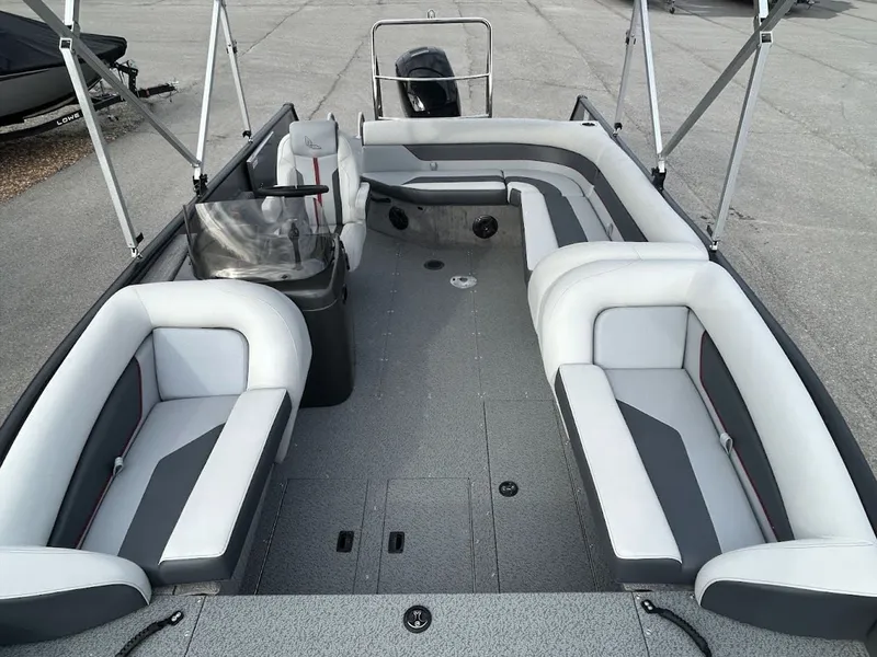 Slide: The Image of Lowe Sport Deck 224 2026 - 14