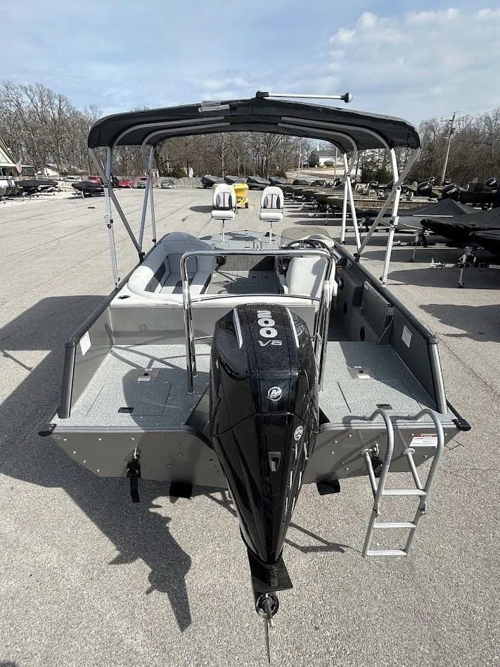 Slide: The Image of Lowe Sport Deck 224 2026 - 20