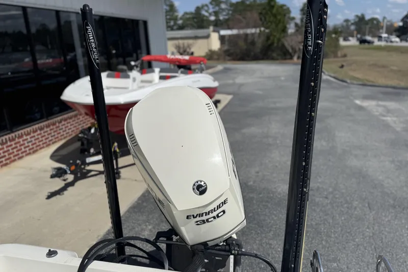 Slide: The Image of 2012 Ranger 2410 Bay Ranger with Evinrude 300 engine and Power-Pole anchors. - 14