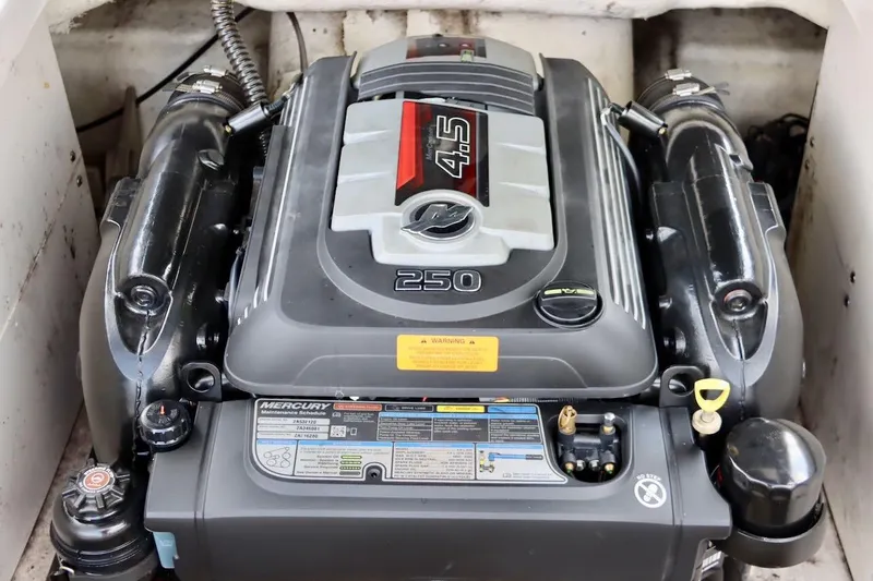 Slide: The Image of 2017 Chaparral 227 SSX boat engine, Mercury 4.5L 250 HP, detailed view. - 34