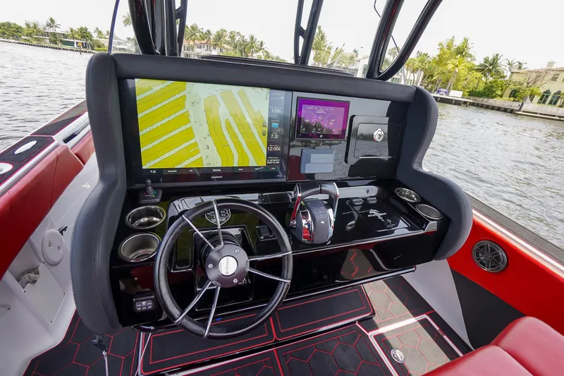 Slide: The Image of Dashboard of Statement 380 Open boat, model year 2020. - 25