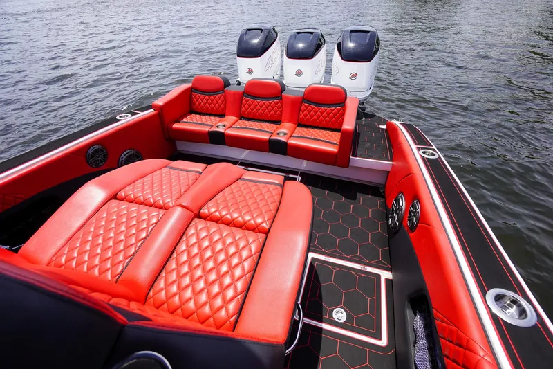 Slide: The Image of Luxurious 2020 Statement 380 Open boat with red seating. - 29