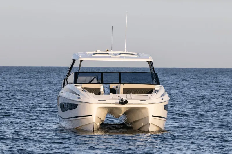 Slide: The Image of Aquila 32 Sport 2026 - 4