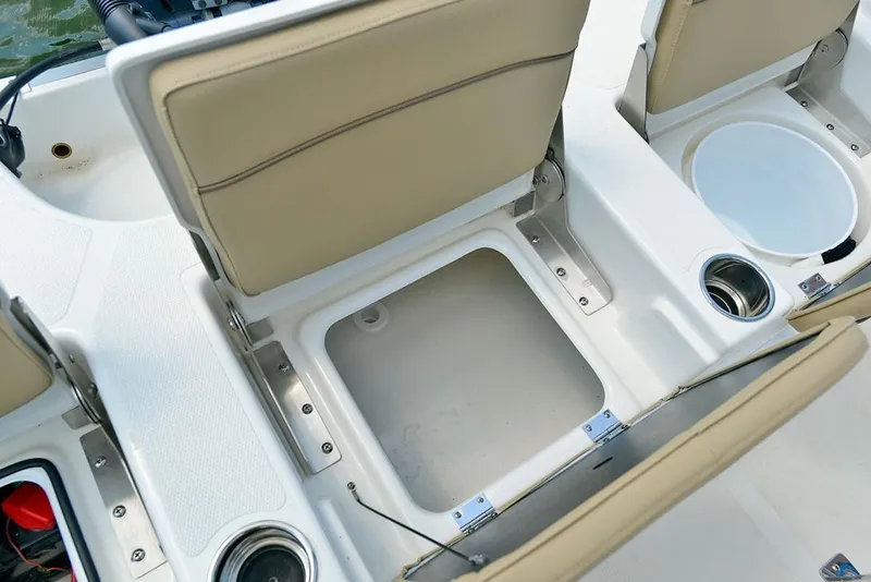 Slide: The Image of Manufacturer Provided Image: 2021 NauticStar 211 Hybrid boat storage compartments and seating. - 16