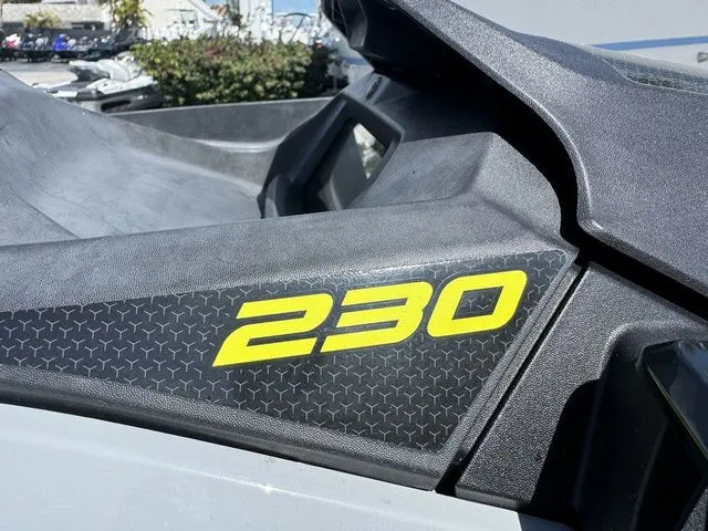 Slide: The Image of Sea-Doo GTR 230 2021 - 9