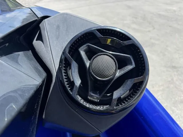 Slide: The Image of Sea-Doo Wake 2021 - 13