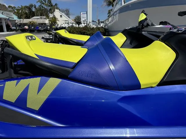 Slide: The Image of Sea-Doo Wake 2021 - 9