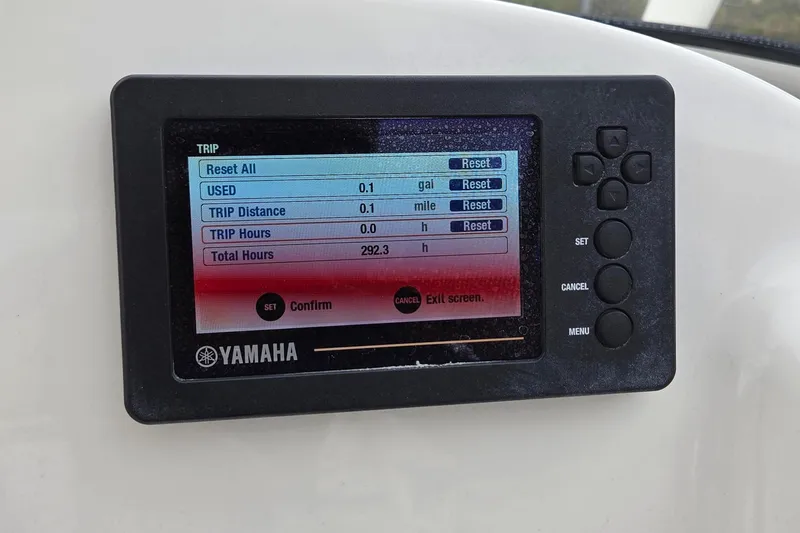 Slide: The Image of Yamaha display on 2020 Key West 239 DFS showing trip and total hours. - 8