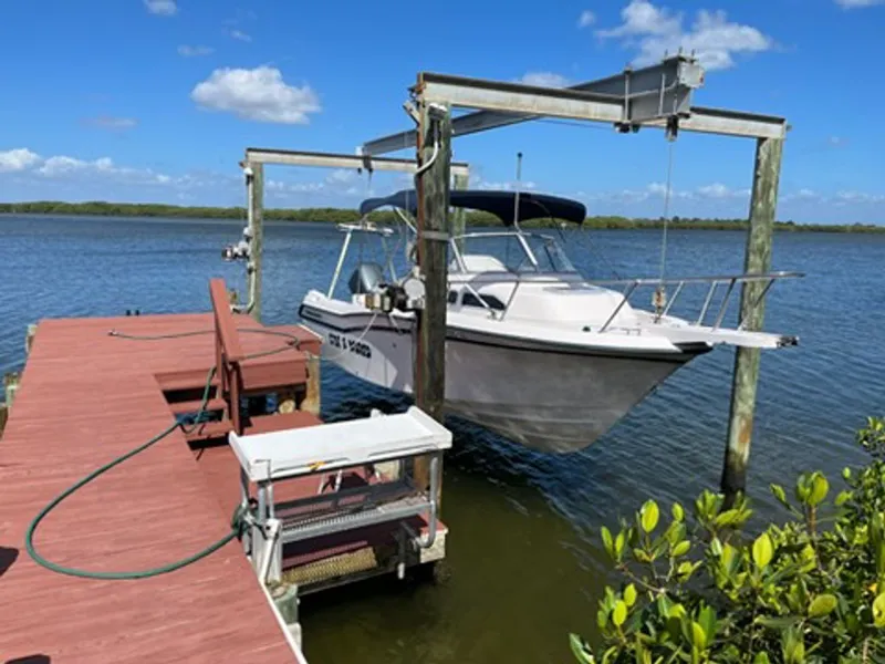 Slide: The Image of Grady-White Voyager 2000 - 12