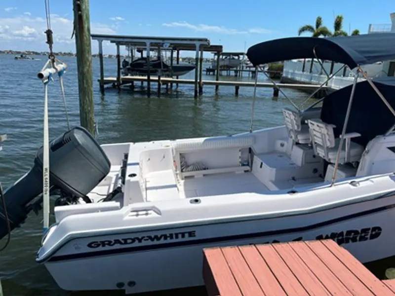 Slide: The Image of Grady-White Voyager 2000 - 14