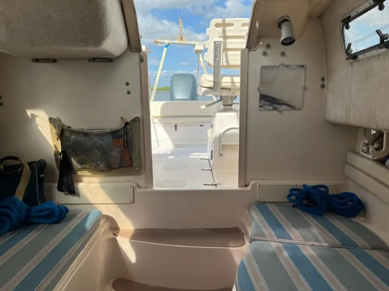 Slide: The Image of Grady-White Voyager 2000 - 5