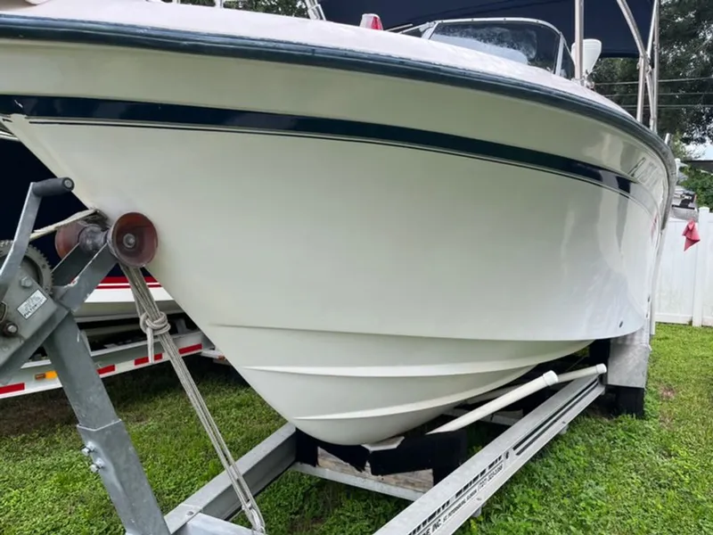 Slide: The Image of Grady-White Voyager 2000 - 9