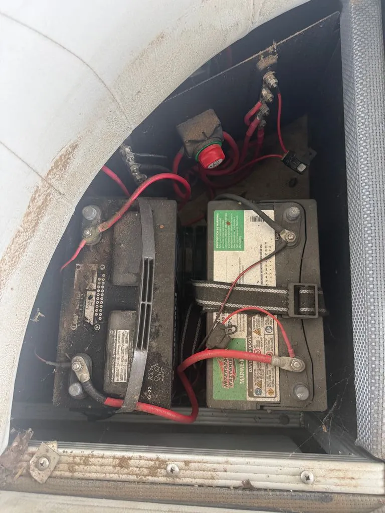 Slide: The Image of Crest Tritoon 2022 - 12