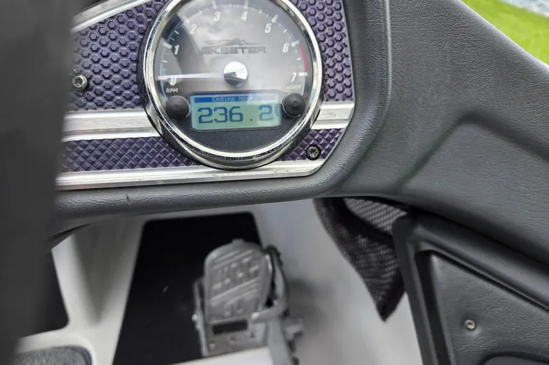 Slide: The Image of Close-up of 2015 Skeeter FX20 dashboard showing 236.2 engine hours. - 27