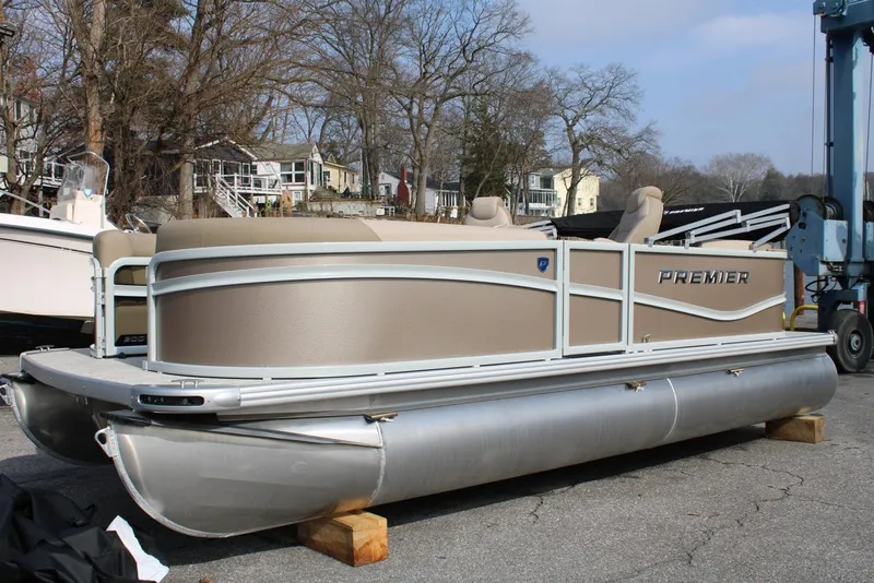 The Image of 2026 Premier 200 Sunscape RF - CL pontoon boat on display outdoors. - 0