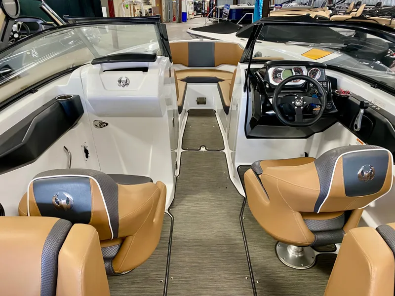 Slide: The Image of Scarab 255 Open ID 2021 - 10