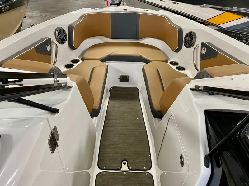 Slide: The Image of Scarab 255 Open ID 2021 - 7