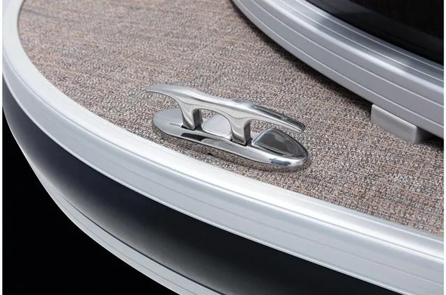 Slide: The Image of Close-up of a 2022 Ranger 223FC boat detail. - 32