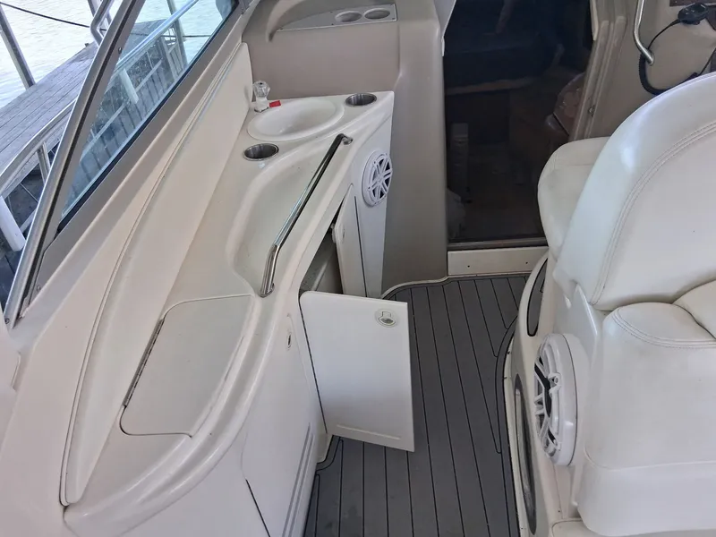 Slide: The Image of Interior of a 2001 Sea Ray 340 Sundancer yacht. - 11