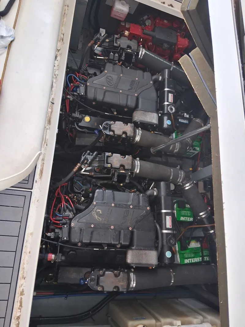 Slide: The Image of Engine compartment of a 2001 Sea Ray 340 Sundancer boat. - 17