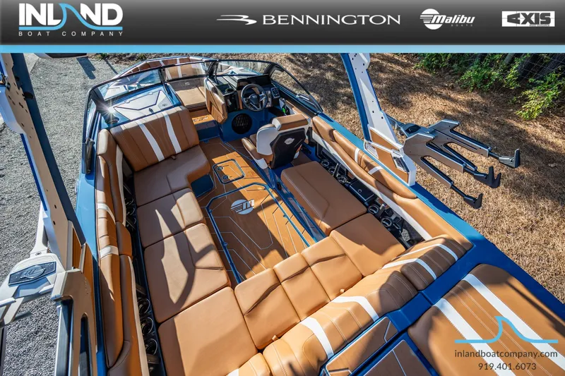 Slide: The Image of Malibu Wakesetter 22 LSV 2026 - 19