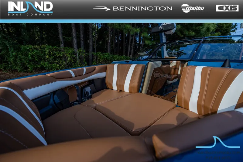 Slide: The Image of Malibu Wakesetter 22 LSV 2026 - 27