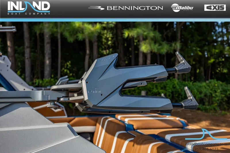 Slide: The Image of Malibu Wakesetter 22 LSV 2026 - 29