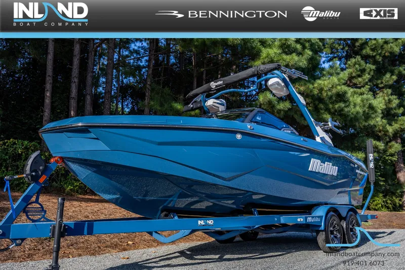 Slide: The Image of Malibu Wakesetter 22 LSV 2026 - 4
