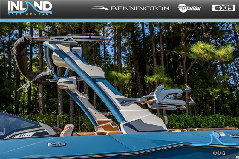 Slide: The Image of Malibu Wakesetter 22 LSV 2026 - 7