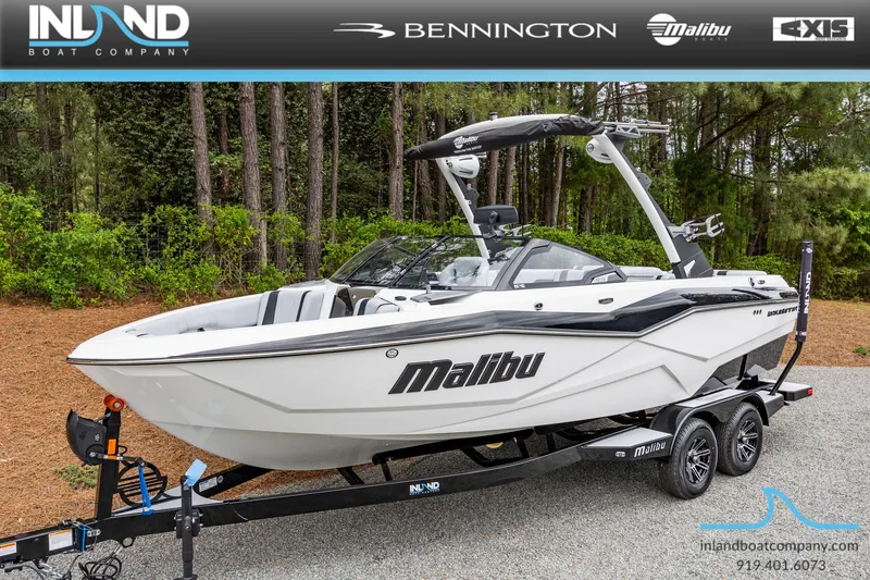 Slide: The Image of Malibu Wakesetter 22 LSV 2025 - 13