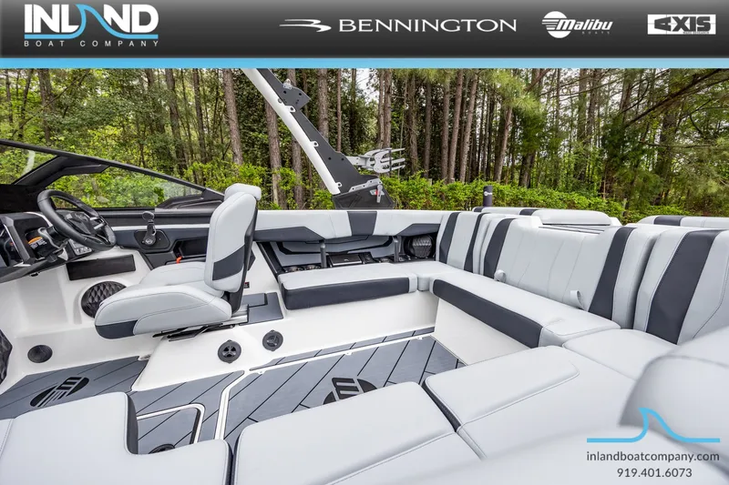 Slide: The Image of Malibu Wakesetter 22 LSV 2025 - 23