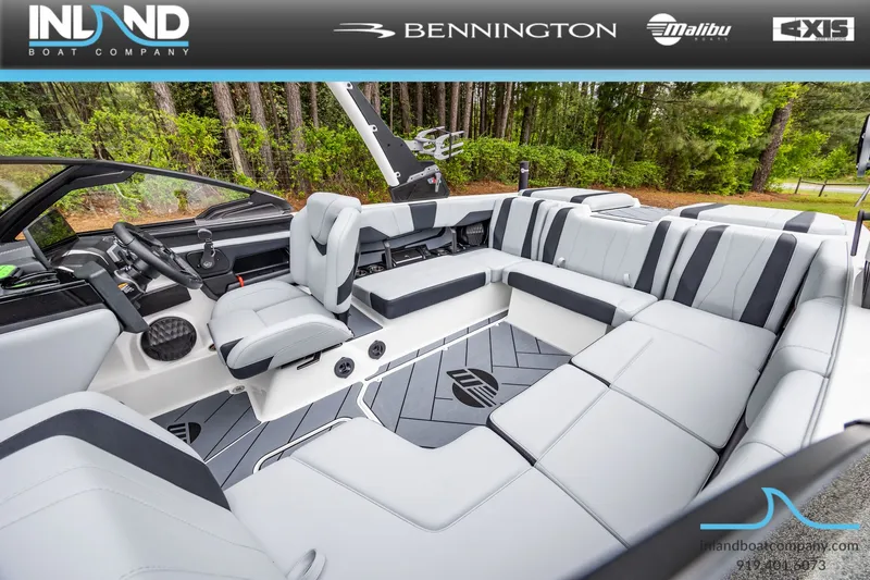 Slide: The Image of Malibu Wakesetter 22 LSV 2025 - 25