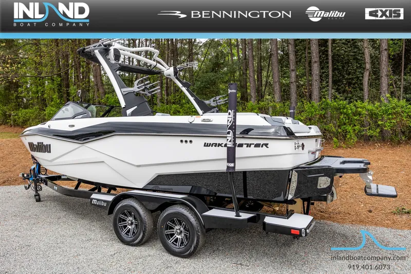 Slide: The Image of Malibu Wakesetter 22 LSV 2025 - 29