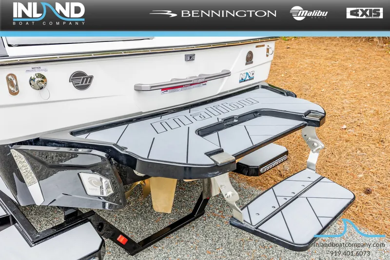 Slide: The Image of Malibu Wakesetter 22 LSV 2025 - 31