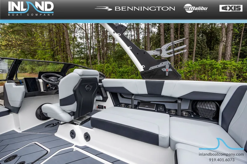 Slide: The Image of Malibu Wakesetter 22 LSV 2025 - 9