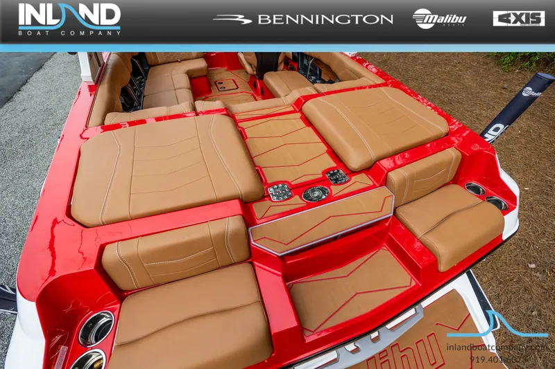 Slide: The Image of Malibu 22mxz 2025 - 16