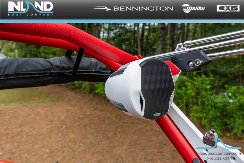 Slide: The Image of Malibu 22mxz 2025 - 22