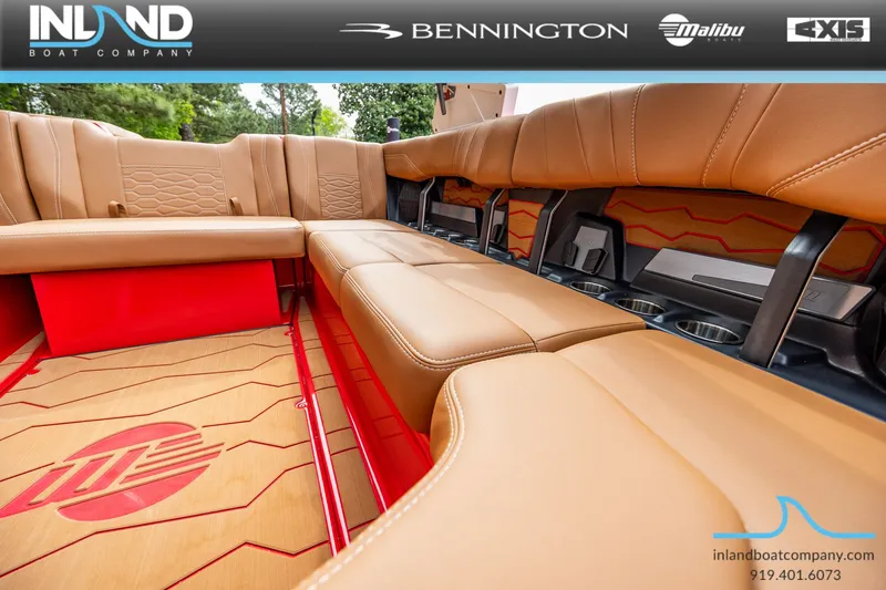 Slide: The Image of Malibu 22mxz 2025 - 26