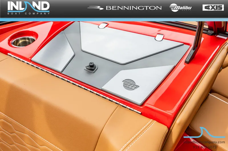 Slide: The Image of Malibu 22mxz 2025 - 28