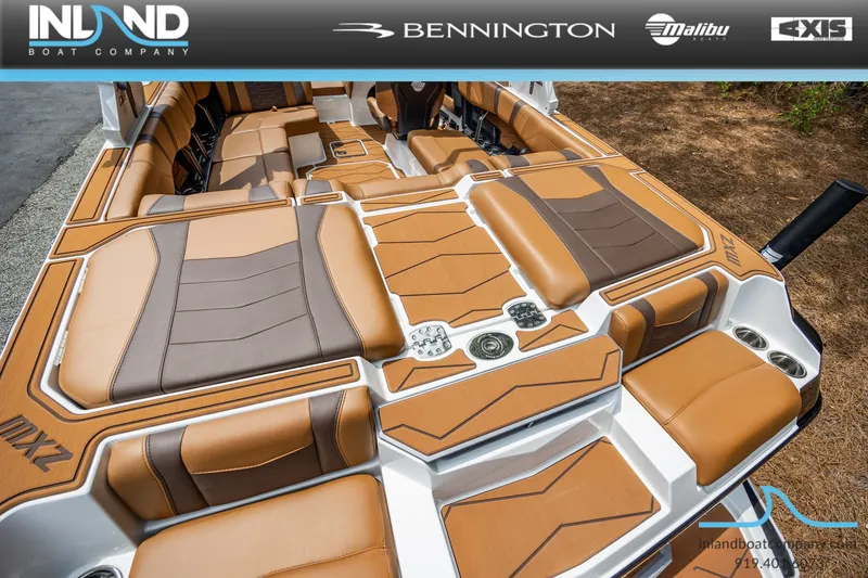 Slide: The Image of Malibu 22mxz 2025 - 10