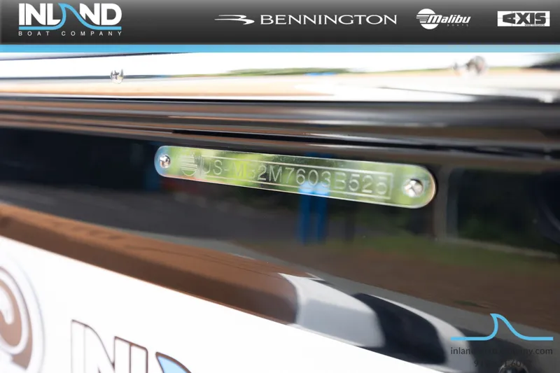 Slide: The Image of Malibu 22mxz 2025 - 13