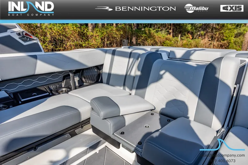 Slide: The Image of Malibu Wakesetter 23 LSV 2026 - 10