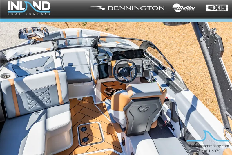 Slide: The Image of Malibu Wakesetter 23 LSV 2026 - 14