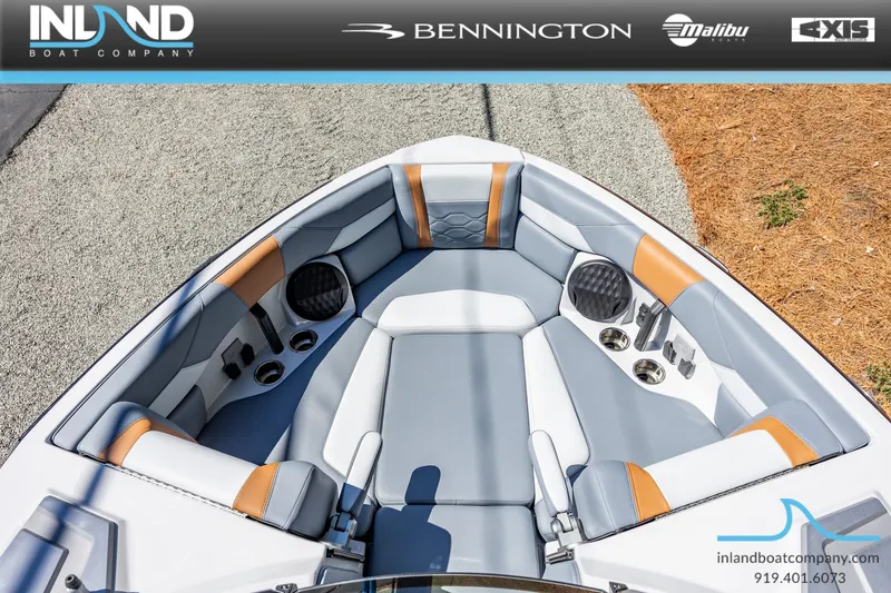 Slide: The Image of Malibu Wakesetter 23 LSV 2026 - 19