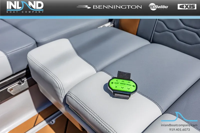 Slide: The Image of Malibu Wakesetter 23 LSV 2026 - 20