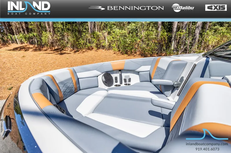 Slide: The Image of Malibu Wakesetter 23 LSV 2026 - 25