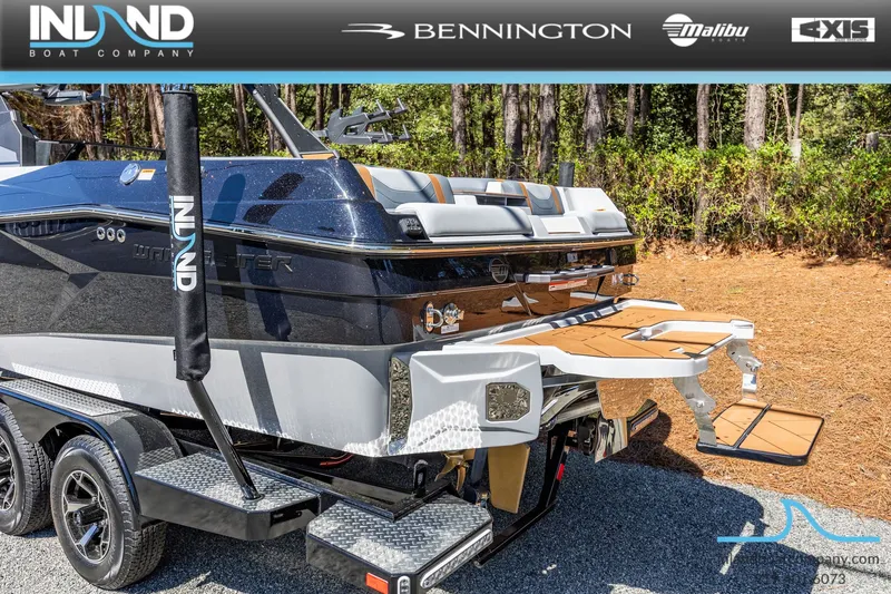 Slide: The Image of Malibu Wakesetter 23 LSV 2026 - 9